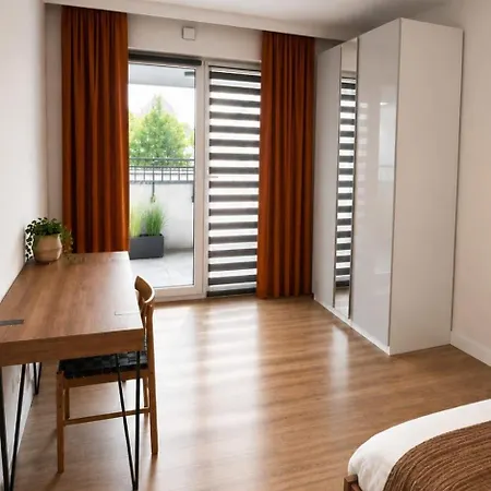 شقة Modern 4-room With Elevator, 3 Balconies كراكوفيا