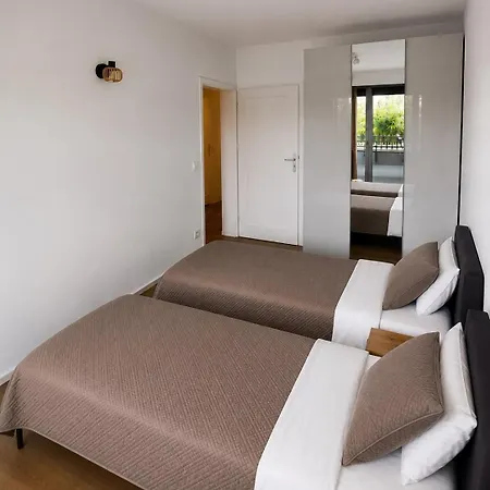 شقة Modern 4-room With Elevator, 3 Balconies *